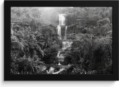 Produktbild von MuchoWow® MuchoWow® Gerahmtes Poster Indonesien - Wasserfall - Schwarz - Weiß 30x20 cm - Poster mit zchwarzem Bilderrahmen - Kunstdruck - Bild-Poster