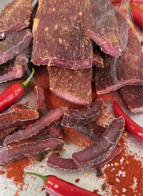 Produktbild von 250 Gramm Beef Jerky Biltong Harissa scharf am Stück/Stix zum selberschneiden