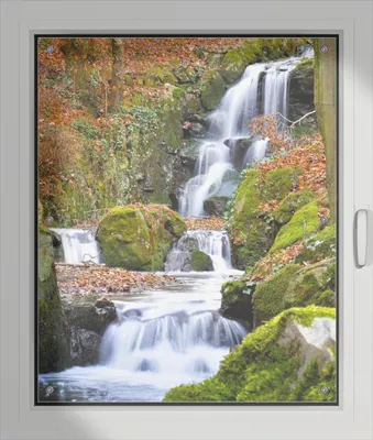 Produktbild von Wallario Lichtschutzbild, Dekorativer Sichtschutz Sonnenschutz 76 x 93 cm mit Motiv: Bach im Wald - Verdunklung ohne Bohren