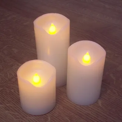 Produktbild von LED Kerzenset 3er flammenlose Echtwachskerzen warmweiß Batteriebetrieb DK49061