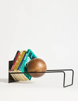 Obrázok produktu pre Skye Decor, model Toke – čierna, podpera na knihy, čierna, 100% kov, 16,5 x 49 x 18 cm