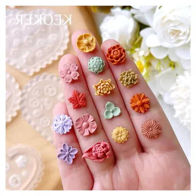 Produktbild von Silikon-Tonformen - 12 Stück Florale Formen für Schmuck und Dekoration