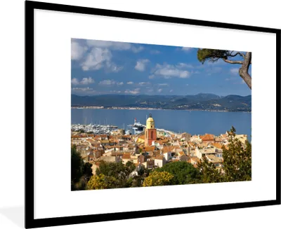 Produktbild von MuchoWow® Gerahmtes Poster Luftaufnahme des französischen Hafens von Saint-Tropez 90x60 cm - Poster mit Schwarzem Bilderrahmen Wandposter Rahmen Foto Bilder - Wanddekoration - Fotos