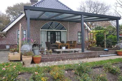 Produktbild von 800 x 400cm Aluminium Terrassenüberdachung Barcelona Anthrazit mit 16 mm Stegplatten