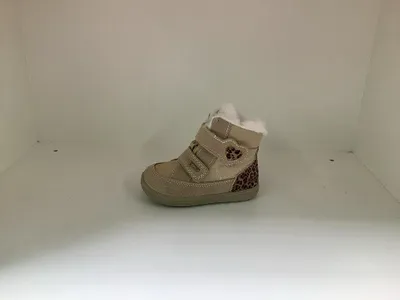 Produktbild von Alltagsschuh mit zeitlosem Design, hoher Funktionalität und angenehmem Tragekomfort
