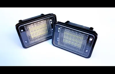 Image de Éclairage de plaque d'immatriculation 2 LED pour Mercedes-Benz X204 GLK (modèle 2008-2012)