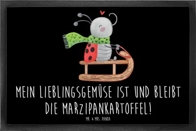 Produktbild von Mr. & Mrs. Panda Abtreter Smörle Rodeln 60 x 90 cm - Schwarz - Geschenk, fußmatte, Weihnachten, Gummimatte, Schlittenfahren, Bodenvorleger, Schuhabstreifer, Winter