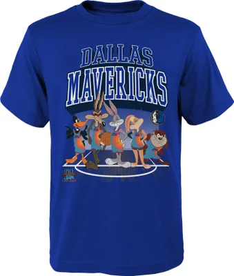 Produktbild von Space Jam Kinder T-Shirt Tunes on Court Dallas Mavericks A New Legacy Youth Size NBA  blau (XL)