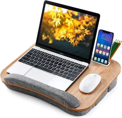 Obrázek produktu pro Uniqoos® Nastavitelný podložka pod notebook – stolní podložka pro pohovku a kancelář, kompatibilní s notebooky do velikosti 15,6 palců, rozměry 42,55 × 32,39 × 7,62 cm, nastavitelná výška 7,6–16,5 cm, hmotnost 2,23 kg, protiskluzová a s 2 kapsami