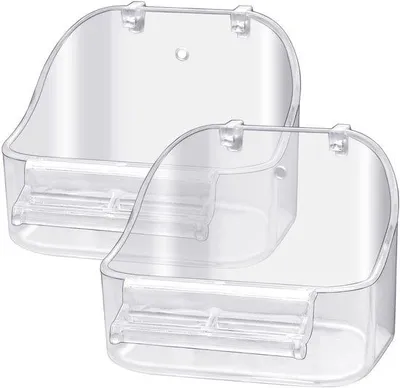 Productafbeelding van Ibenzoa® Transparante vogelbadbak van polypropyleen, 12,8 x 9,5 x 10 cm – geschikt voor kleine vogels (kanaries, parkieten, papegaaien), inclusief universele clip en extra bevestigingsschroeven