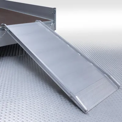 Produktbild von Rampe für Firmenfahrzeuge - 240 cm