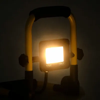 Immagine prodotto di Faretto a LED con Maniglia 10 W
