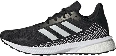 Produktbild von Adidas Damen Laufschuh 'Astrarun 2.0 W' Black/White, Neutral EU:37 1/3 EU