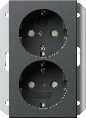 Produktbild von Gira Doppeldose Schutzkontakt Steckdose