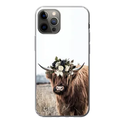 Produktbild von MuchoWow® Handyhülle Schutzhülle Hülle für iPhone 13 Pro Schottischer Highlander - Blumen - Tiere Silikon Softcase Handy Hülle - Handy-Tasche