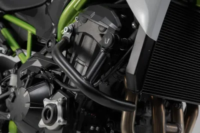 Immagine prodotto di Barra d'urto SW-MOTECH nera per Kawasaki Z900 anno 2016