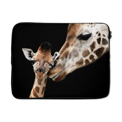 Produktbild von MuchoWow® Laptop Hülle 15 Zoll Giraffe - Tiere - Schwarz - Porträt - Tiere Laptoptasche - Laptoptasche - Sleeve - Rundum-Schutz