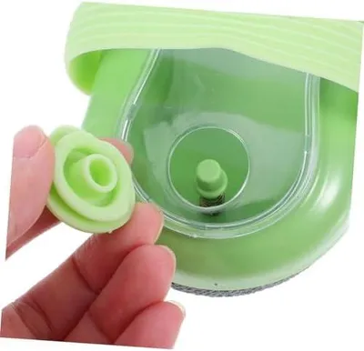 Produktbild von Silikon-Duschbürste mit Flüssigkeitsdosierung, Kopfhautmassage und Peelingkopf zur Entfernung abgestorbener Hautzellen für die Badroutine