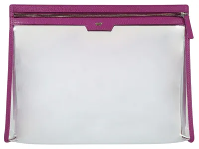 Image de Trousse de toilette et étui de voyage. Étui de voyage violet, unie, en cuir