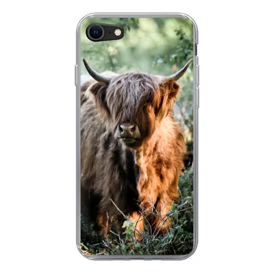 Produktbild von MuchoWow® Handyhülle Schutzhülle Hülle für iPhone SE 2022 Schottische Highlander - Wald - Tiere Silikon Softcase Handy Hülle - Schutzhülle
