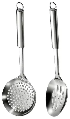 Immagine prodotto di Schiumarola da cucina con manico lungo, ideale per olio e zuppe