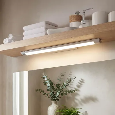 Produktbild von LED Wandlampe mit Schalter Aluminium B: 60 cm IP42 Weiß länglich 4000 K neutralweiß 2040 lm Wandleuchte Bad