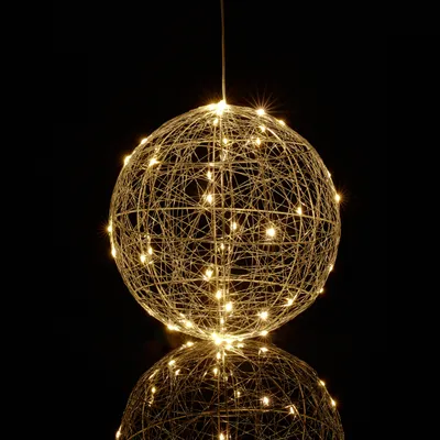 Image de Boule décorative LED Relaxdays, à piles, boule en fil métallique, à suspendre ou à poser, long câble, boule lumineuse, Ø 25 cm, argent