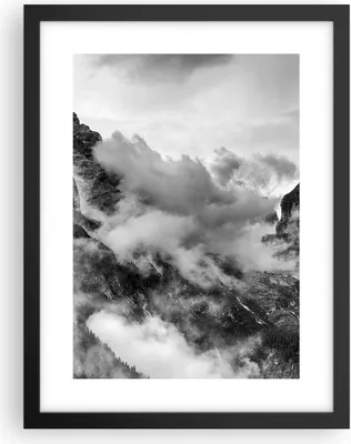Produktbild von Gerahmtes Poster - Schwarzer Rahmen - Berge Nebel Gipfel - 30x40 cm - Wand Bild - Wanddeko - Wandbilder - Kunstposter - Wandposter - Bilderrahmen - Bilder - Kunstdruck - Wandbild - P2BPA30x40-3664