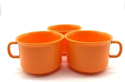 Produktbild von Famanu Kunststoffbecher Set 150 ml - Leicht und Bruchfest für Outdoor, Garten und Camping