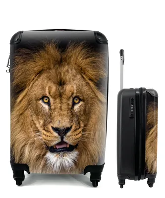 Produktbild von MuchoWow® Koffer Handgepäck Trolley Rollkoffer Kleine Reisekoffer mit 4 Rollen - Löwe - Porträt - Schwarz - Tiere - Cabin Size < 55x40x23 cm & 55x40x20 cm - Fotokoffer - Kabinenkoffer - Boardgepäck - Reise-Box - Reisekoffer - Reisegepäck - Koffer mit Bild - Trolley für Kinder