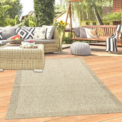 Zdjęcie produktu dla Dywan do wnętrz i na zewnątrz Lekki i trwały dywan na patio w kolorze beżowym Rozmiar - 160 x 230 cm
