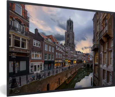 Produktbild von MuchoWow® Gerahmtes Poster Wasser - Utrecht - Luft 90x60 cm - Poster mit Schwarzem Bilderrahmen Wandposter Rahmen Foto Bilder - Fotorahmen - Foto-Plakat
