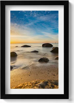 Produktbild von Sonnenaufgang an der Ostsee– Wandbild mit Rahmen – Gerahmtes Bild  – Wanddekoration – 20x30 cm – Schwarz
