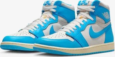 Produktbild von Nike Jordan 1 Retro High OG "UNC Reimagined" Blau, Größe: 34