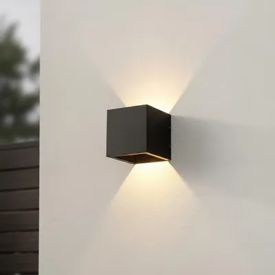 Productafbeelding van Buitenlamp up down Cube 10cm - zwart