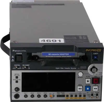 Produktbild von Panasoninc AJ-SD93 | Portable DVCPro50 M-cassette Recorder