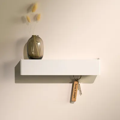 Produktbild von Schlüsselbrett mit Ablage | Wandmontierter Schlüsselhalter aus Metall | Minimalistisches Design für Flur und Eingangsbereich | Weiß