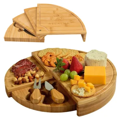 Produktbild von Recalma Bambus Käsebrett mit Käsemesser set - 4 Lagen Rundes Servierbrett - Käseplatte für Käse und Häppchen - Tapas Drehplatte