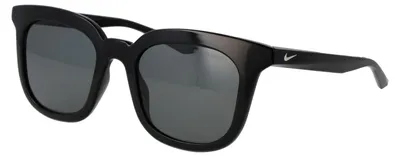 Productafbeelding van NIKE SUNGLASSES Zonnebrillen CW4720 52010