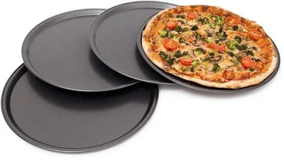 Produktbild von Famanu Backbleche für Pizza und Flammkuchen - Set von 4 - Durchmesser 33 cm