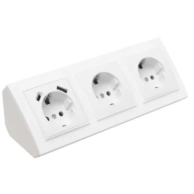 Produktbild von Ecksteckdose 2-fach Steckdose und Steckdose mit USB-C Steckdosenblock 45° Verteilerdose weiß.