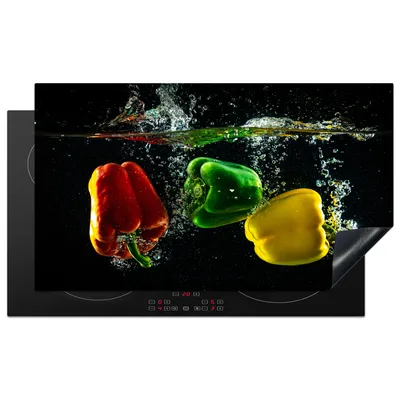 Obrázok produktu pre KitchenYeah® Kryt varnej dosky paprika - zelenina - voda - čierna - červená - zelená - žltá , 91x52cm, kuchynská dekorácia, keramický kryt varnej dosky, krycia doska na varnú dosku