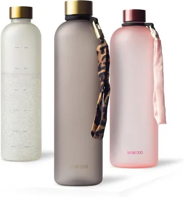 Productafbeelding van Famanu drinkfles 1 liter - BPA-vrij, gemaakt van Tritan, geschikt voor sport en kantoor