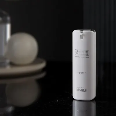 Produktbild von Medik8 r-Retinoate Day & Night Eye Serum