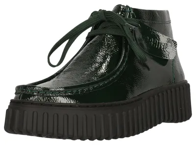 Produktbild von CLARKS Schnürstiefelette Torhill Moss mit großer, gerippter Außensohle 3001E Green Patent 40