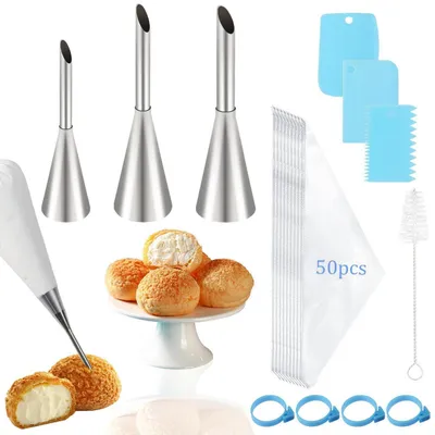 Immagine prodotto di Set di beccucci per sac à poche, composto da 50 sacchetti monouso, 3 spatole per torte, 4 fascette in silicone e una spazzola per la pulizia
