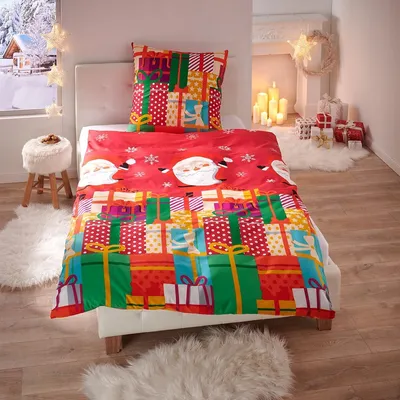 Produktbild von Traumschlaf Bettwäsche Weihnachten Geschenke 155x220 cm + 80x80 cm