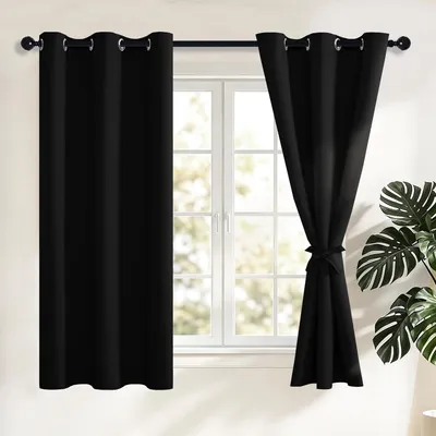 Imagen del producto de Omgoods - Cortinas opacas con ojales - Color  - Aislantes de luz - Juego de 2