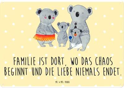 Produktbild von Mr. & Mrs. Panda tafel Koala Familie DIN A4 - Gelb Pastell - Geschenk, Kinder, Muttertag, Wandbild, Mama, Blechtafel, Türschild, Papa, Schild, Metallschild
