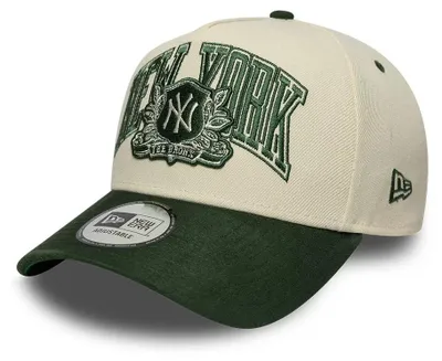 Produktbild von New Era MLB 9FORTY E-Frame Suede Cap New York Yankees beige/green